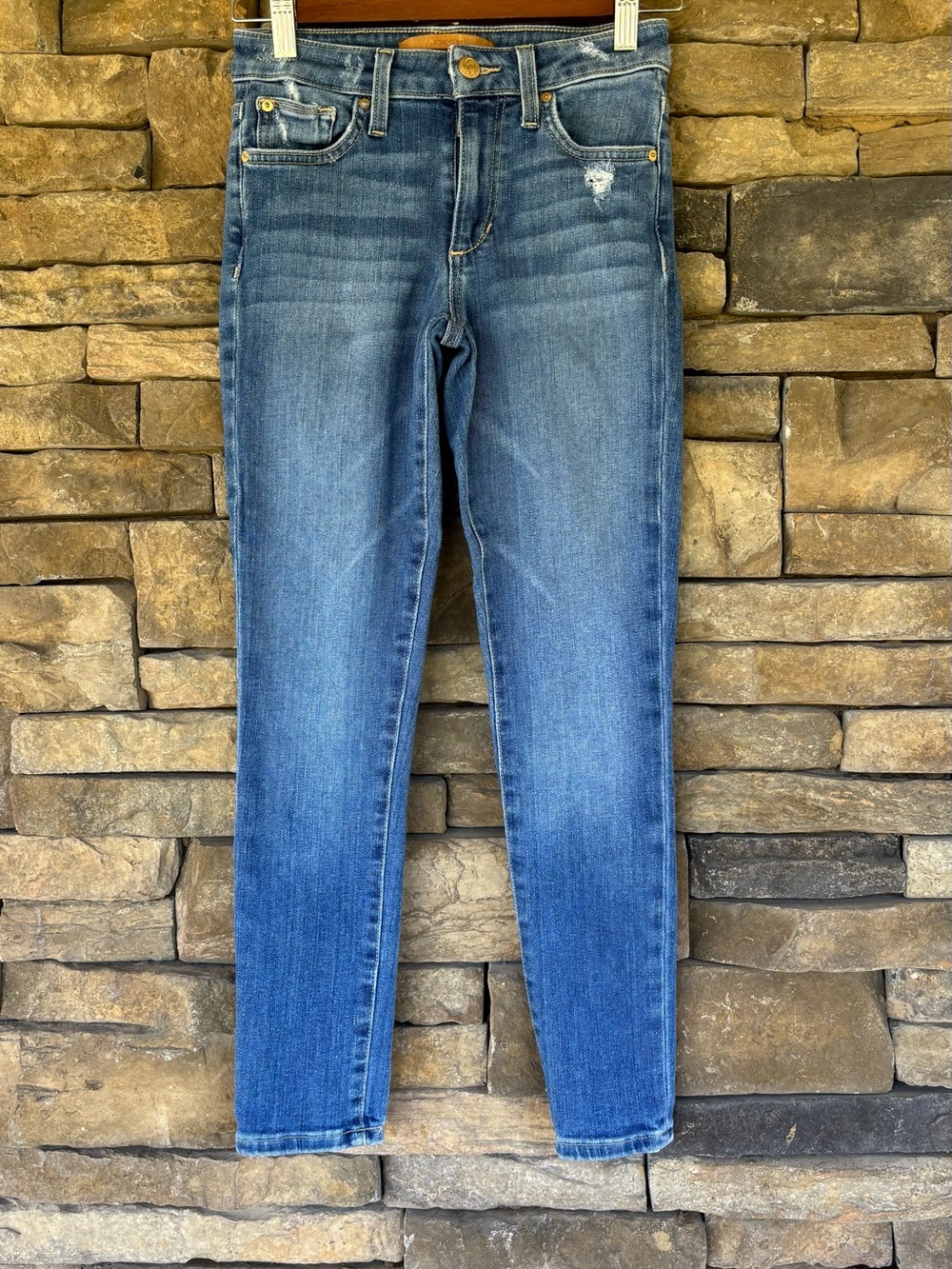 Joe's Jeans Women's Skinny in Medium Blue Wash